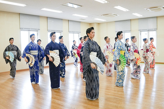 Japanese Dance